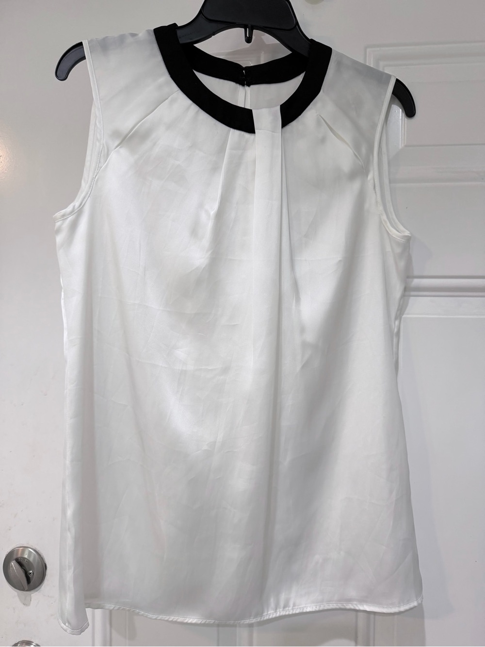Robert Rodriguez White & Black Pleated Blouse Size Small